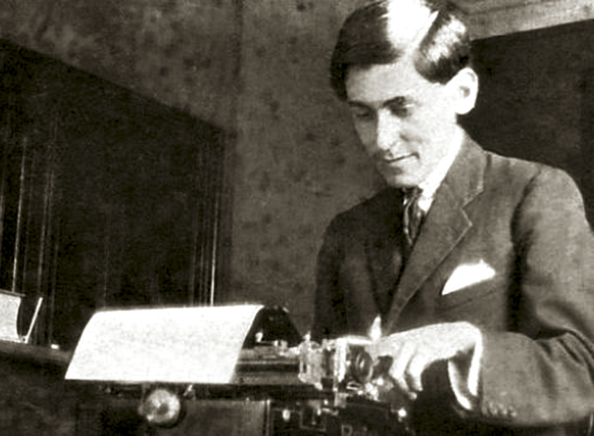 José Carlos Mariátegui escribió su 7 Ensayos de Interpretación de la Realidad Peruana en 1928 con su inseparable máquina Underwood. (Foto: El Viejo topo)