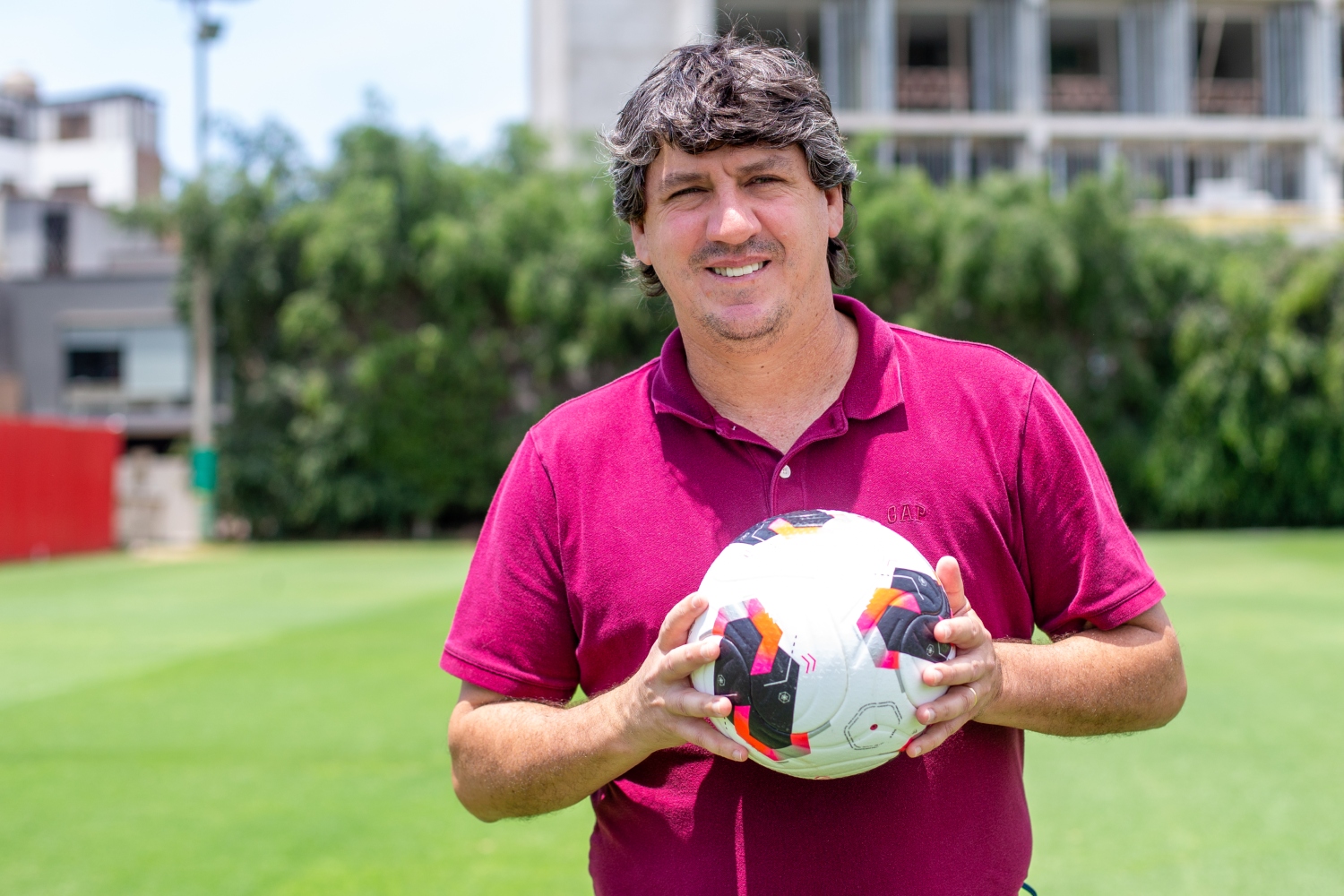 Jean Ferrari, director general de fútbol de la FPF, conversó con El Comercio.