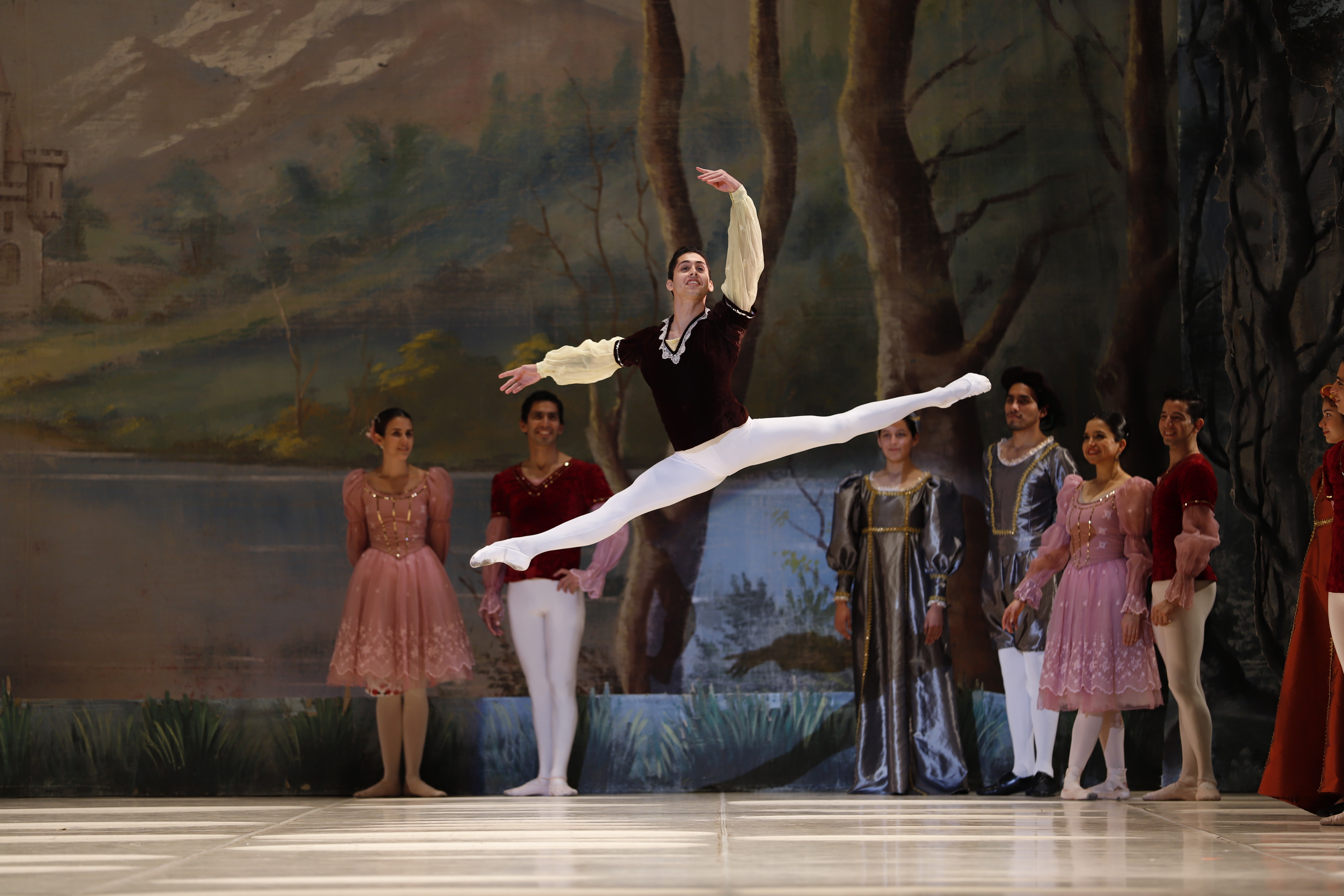 Brian Gómez es parte del Ballet Municipal de Lima (Foto: Ballet Municipal de Lima)