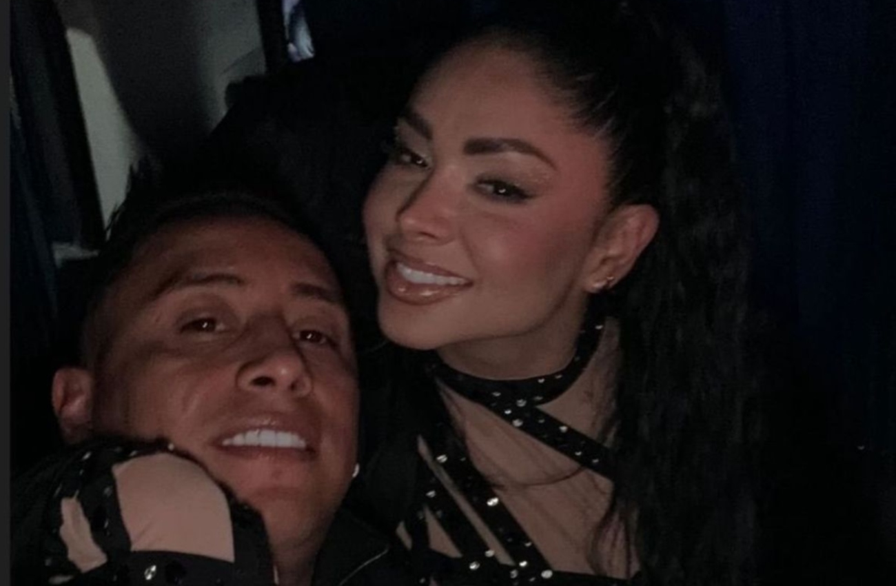 Christian Cueva se estrenó oficialmente como cantante de cumbia en la Plaza de Acho.