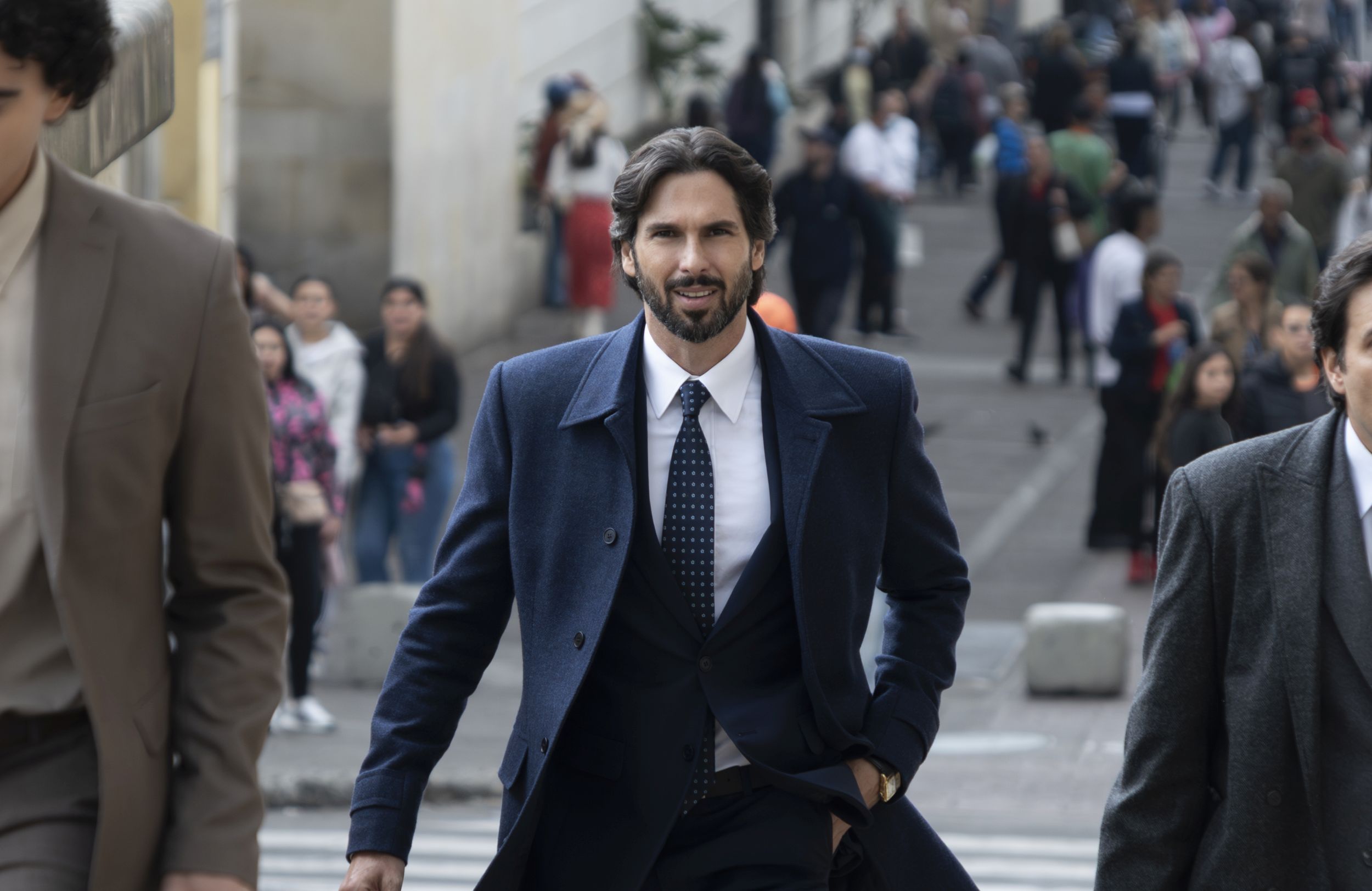 En "La huésped", Jason Day (Lima, 1985) interpreta a un fiscal envuelto en crisis familiar. (Netflix)