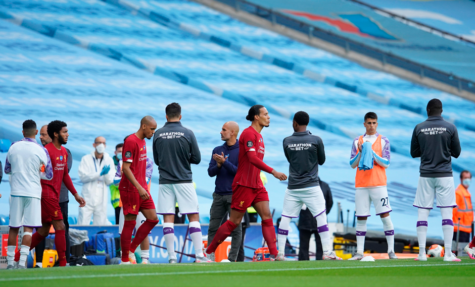 Manchester City le hizo un 'pasillo de honor' al Liverpool | Foto: AFP/EFE/AP