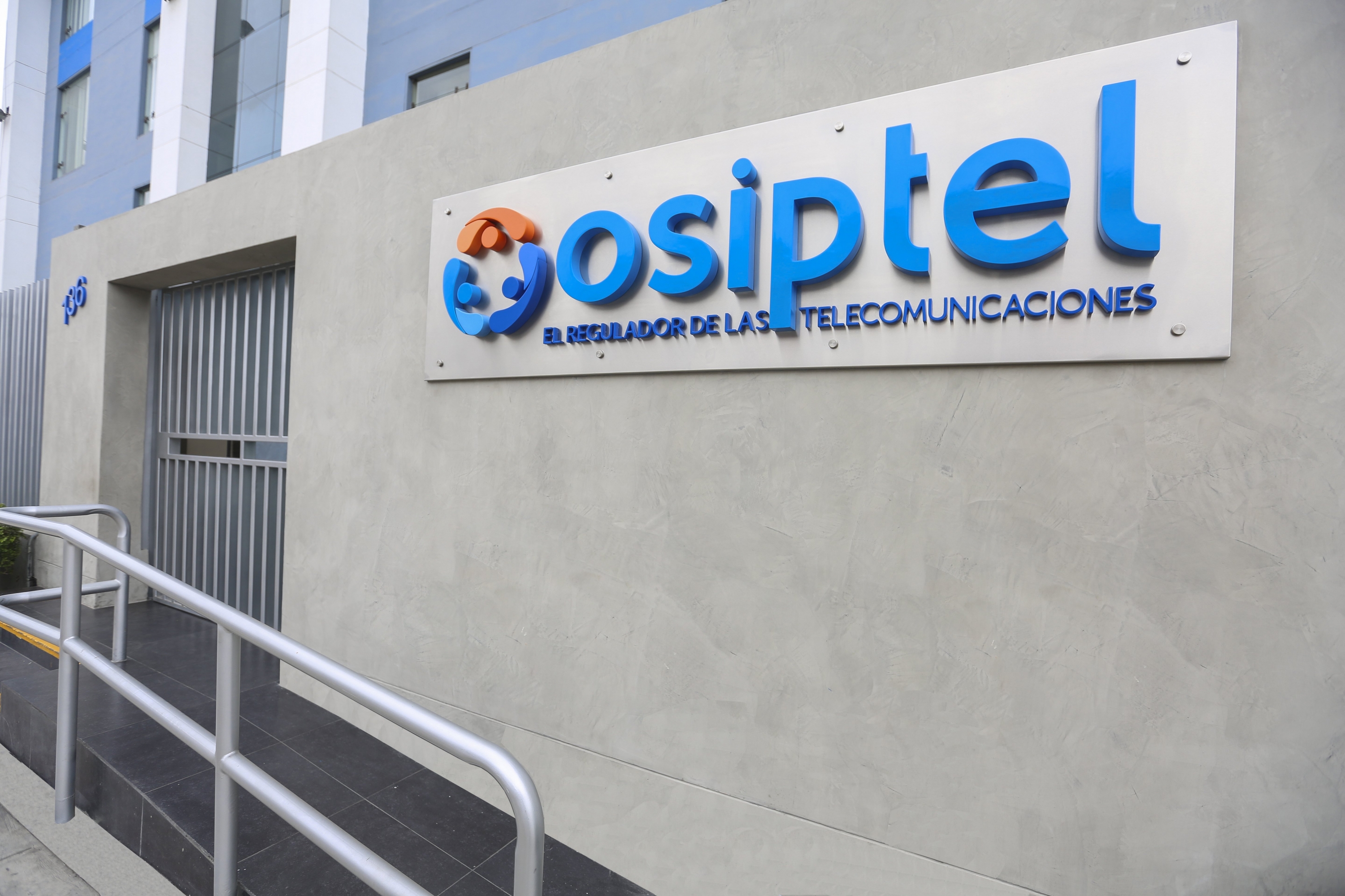 Presidente de Osiptel aclara si usuarios podrán pedir devolución de dinero  por decodificadores (VIDEO), PERU