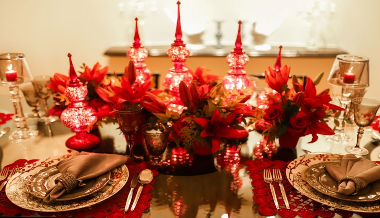 Llena de rojo tu cena de Nochebuena con este diferente centro de mesa |  MAS-MUJER 