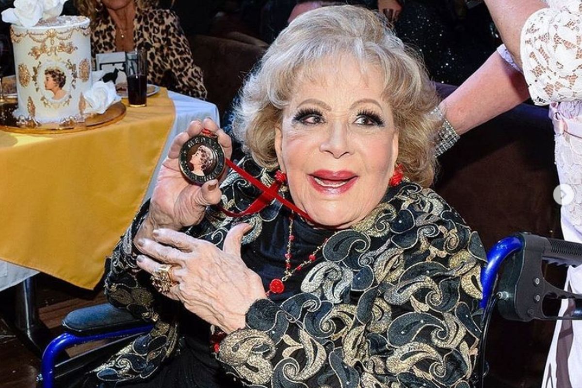 Silvia Pinal fue hospitalizada por influenza, pero saldría del hospital antes de fin de año. (Foto:  Silvia Pinal/ Instagram)