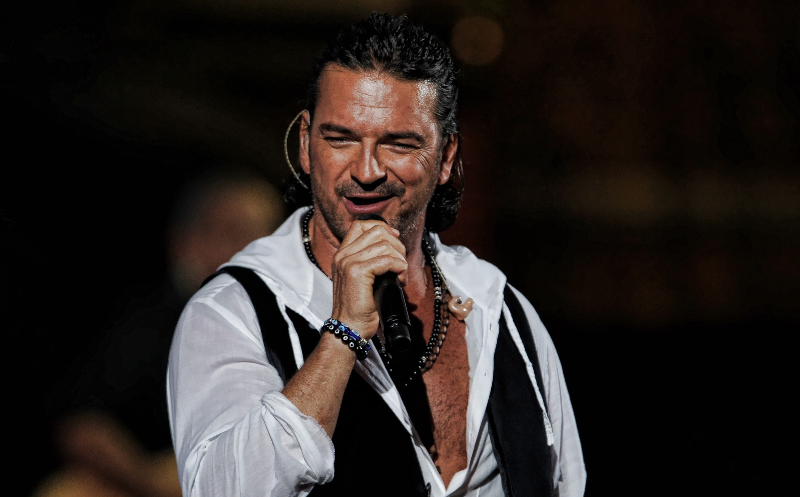 Ricardo Arjona empieza su gira por Norteamérica con entradas agotadas en diversas ciudades. (Foto: AFP)