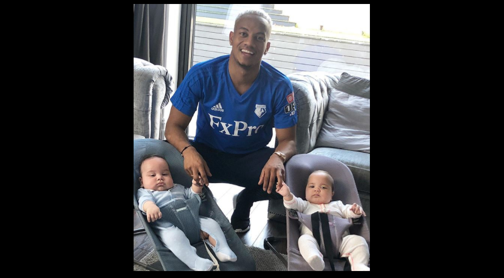 Instagram Viral André Carrillo es ternura total cuando baña a sus