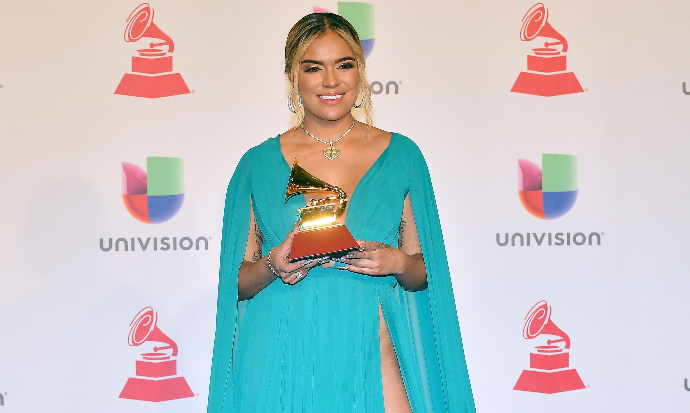 Latin Grammy 2018: Karol G desfiló por alfombra roja sin ropa interior y su  atrevido vestido la delató | FOTOS | ESPECTACULOS 