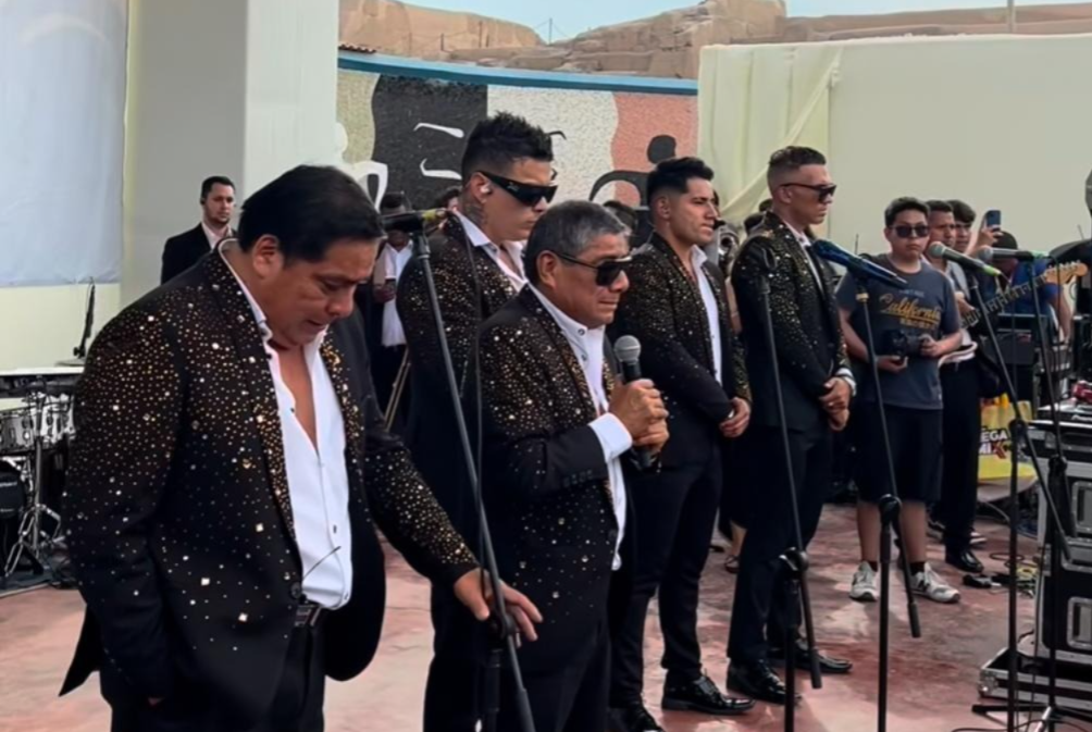 Walter Yaipén conmueve al público al anunciar la muerte de su hermano Víctor en pleno concierto. (Foto: Captura / Instagram)