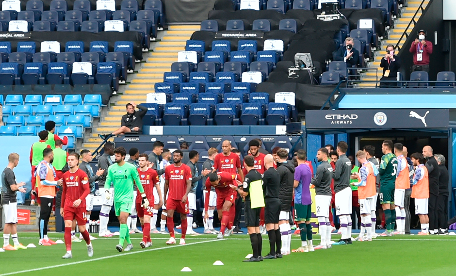 Manchester City le hizo un 'pasillo de honor' al Liverpool | Foto: AFP/EFE/AP