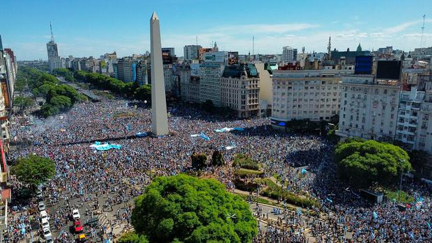 Se espera un Buenos Aires abarrotado de gente para recibir al plantel de Argentina. (Foto: Reuters)