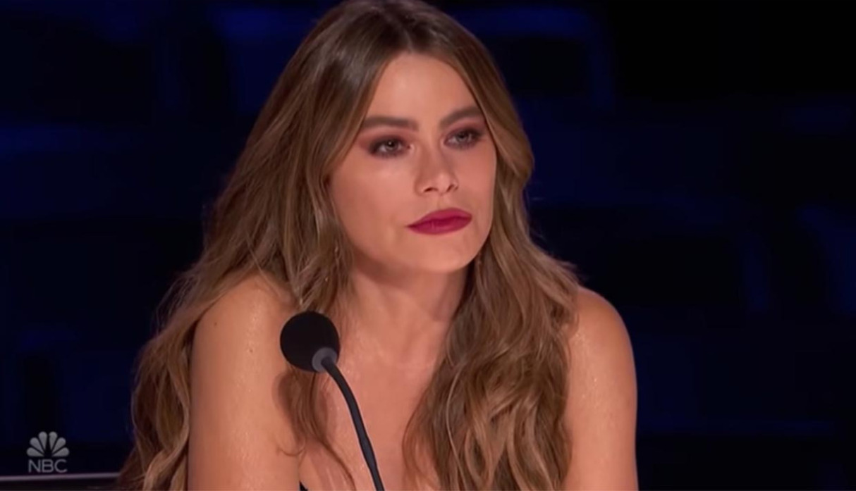 Sofía Vergara se conmueve en “America’s Got Talent” al recordar el asesinato de su hermano. (Foto: Captura de NBC)