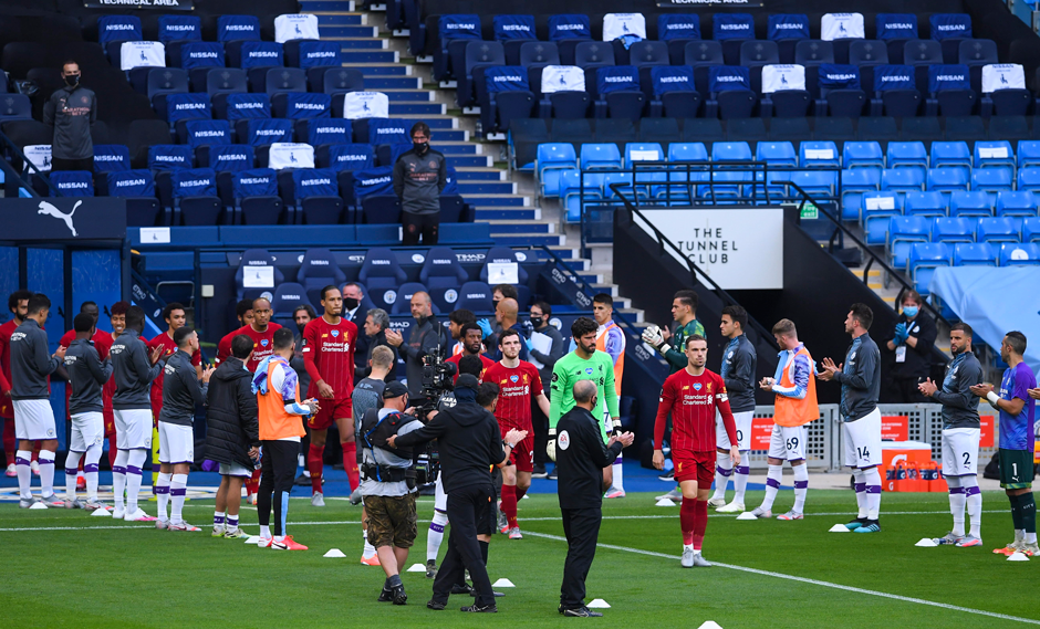 Manchester City le hizo un 'pasillo de honor' al Liverpool | Foto: AFP/EFE/AP