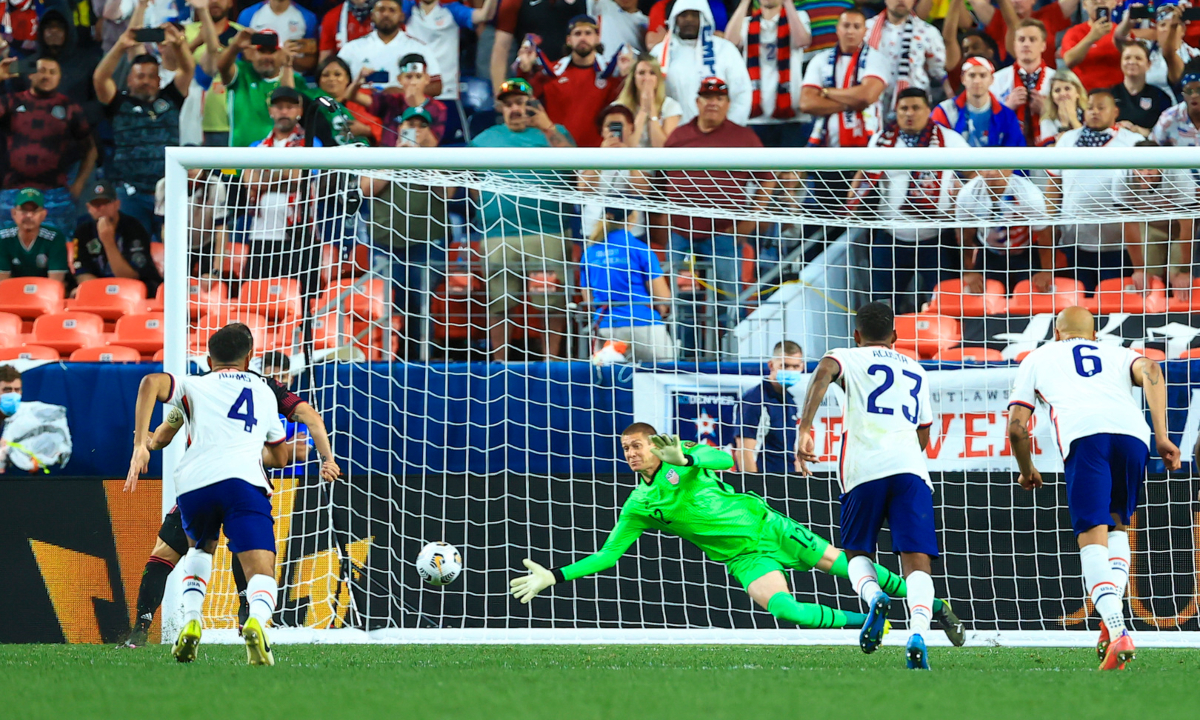 Resumen y goles, Estados Unidos 3-2 México