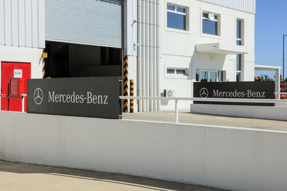 Depósito interno Mercedes Benz
