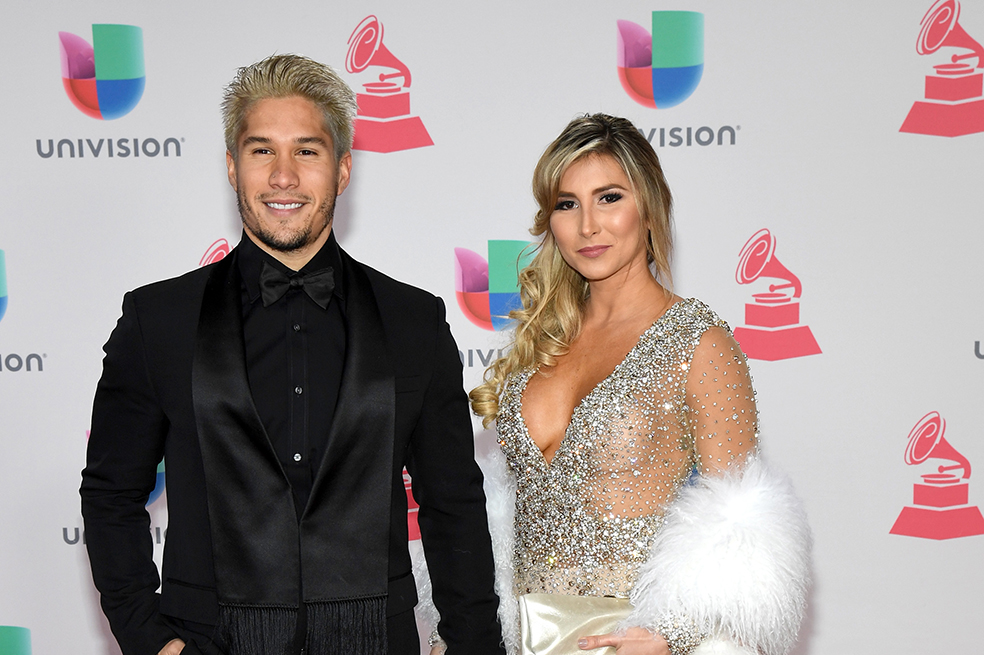 Chyno estrena video en el que le propone matrimonio a Natasha Araos