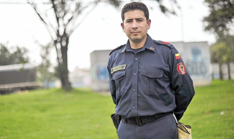 Bomberos de Bogotá, al rescate de sus derechos laborales