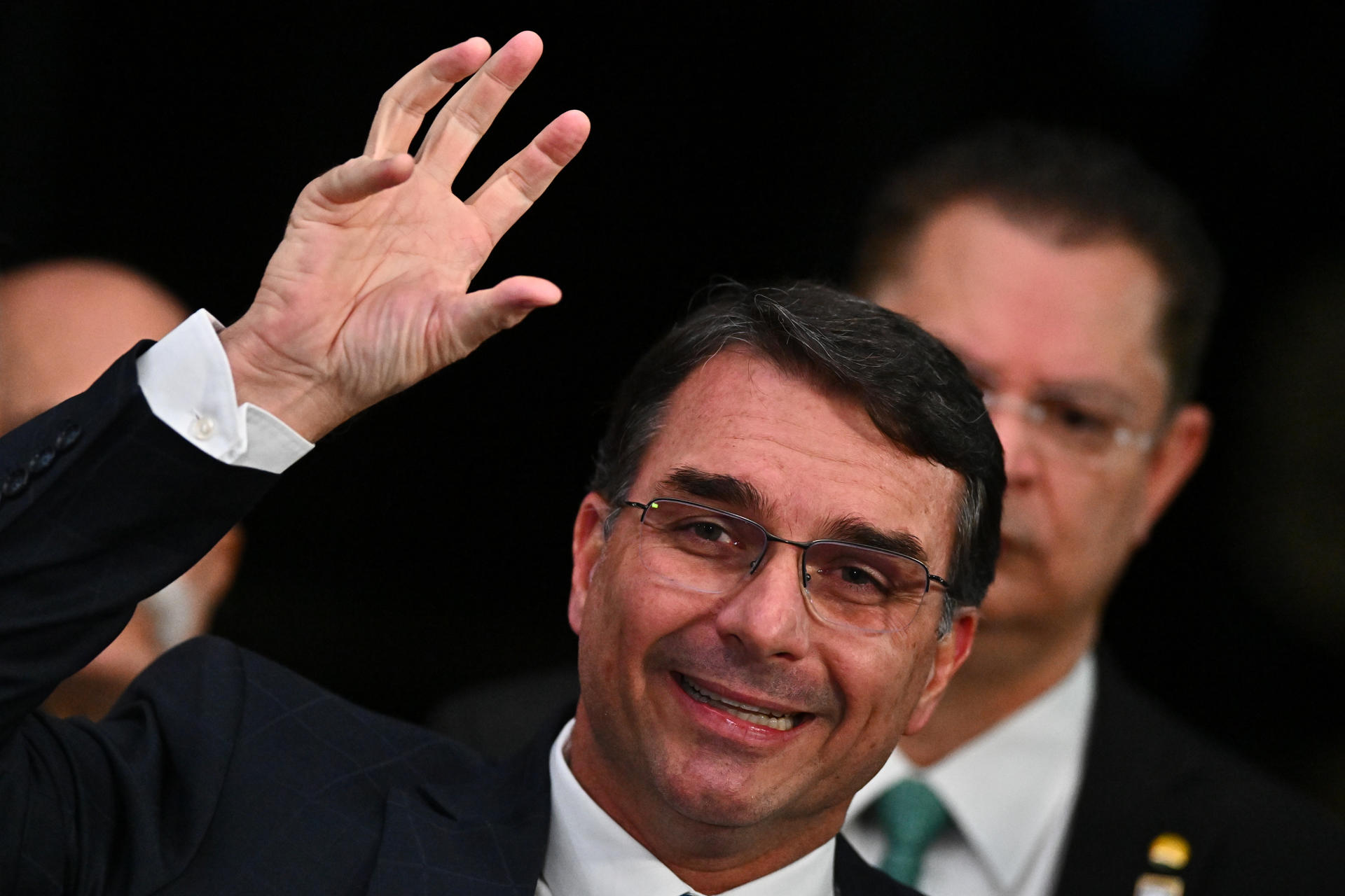 ¿Amnistía para Bolsonaro? Lo que su hijo pide para retirar su candidatura presidencial