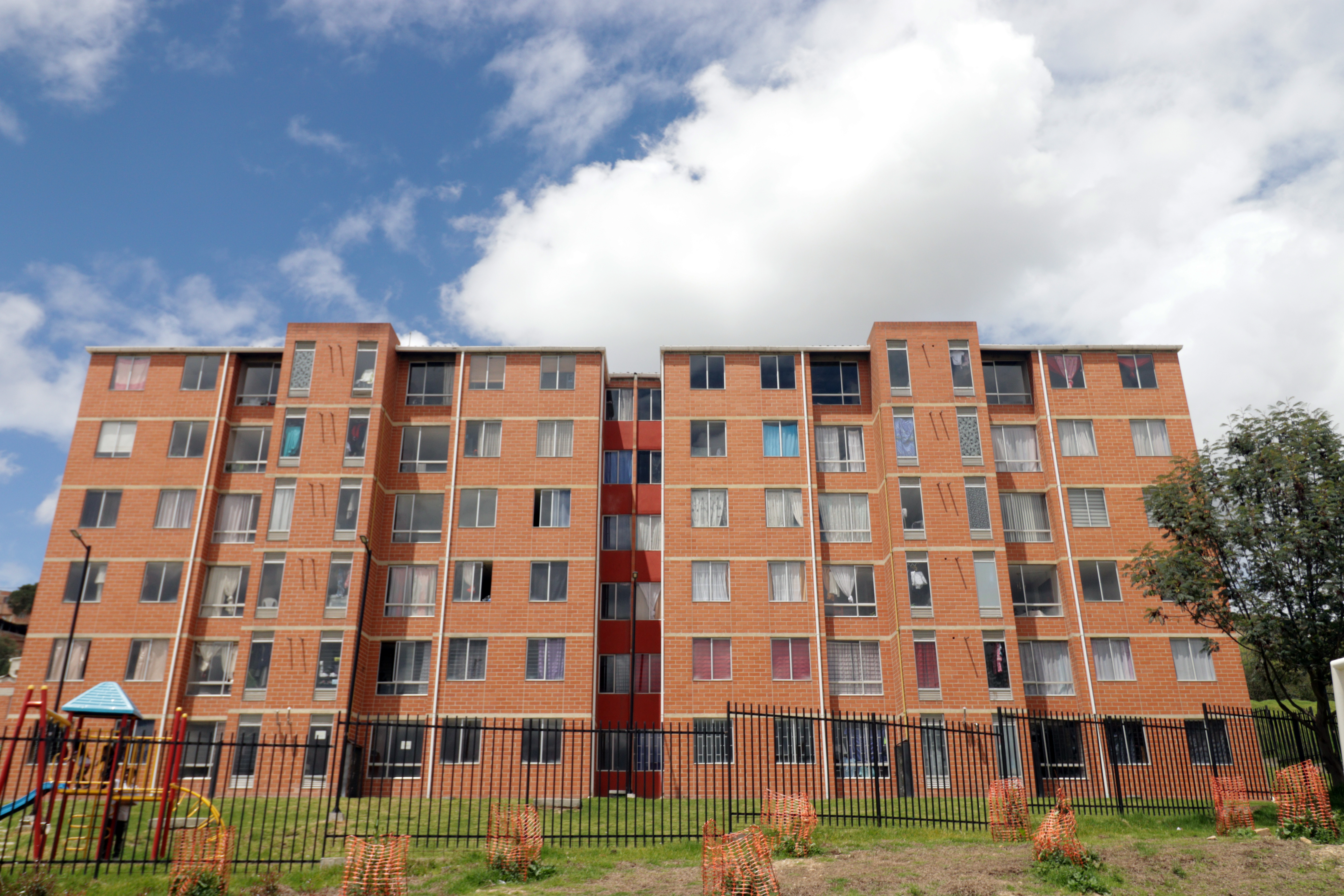 Bogotá mantendrá subsidios de vivienda pese a suspensión del Gobierno Nacional