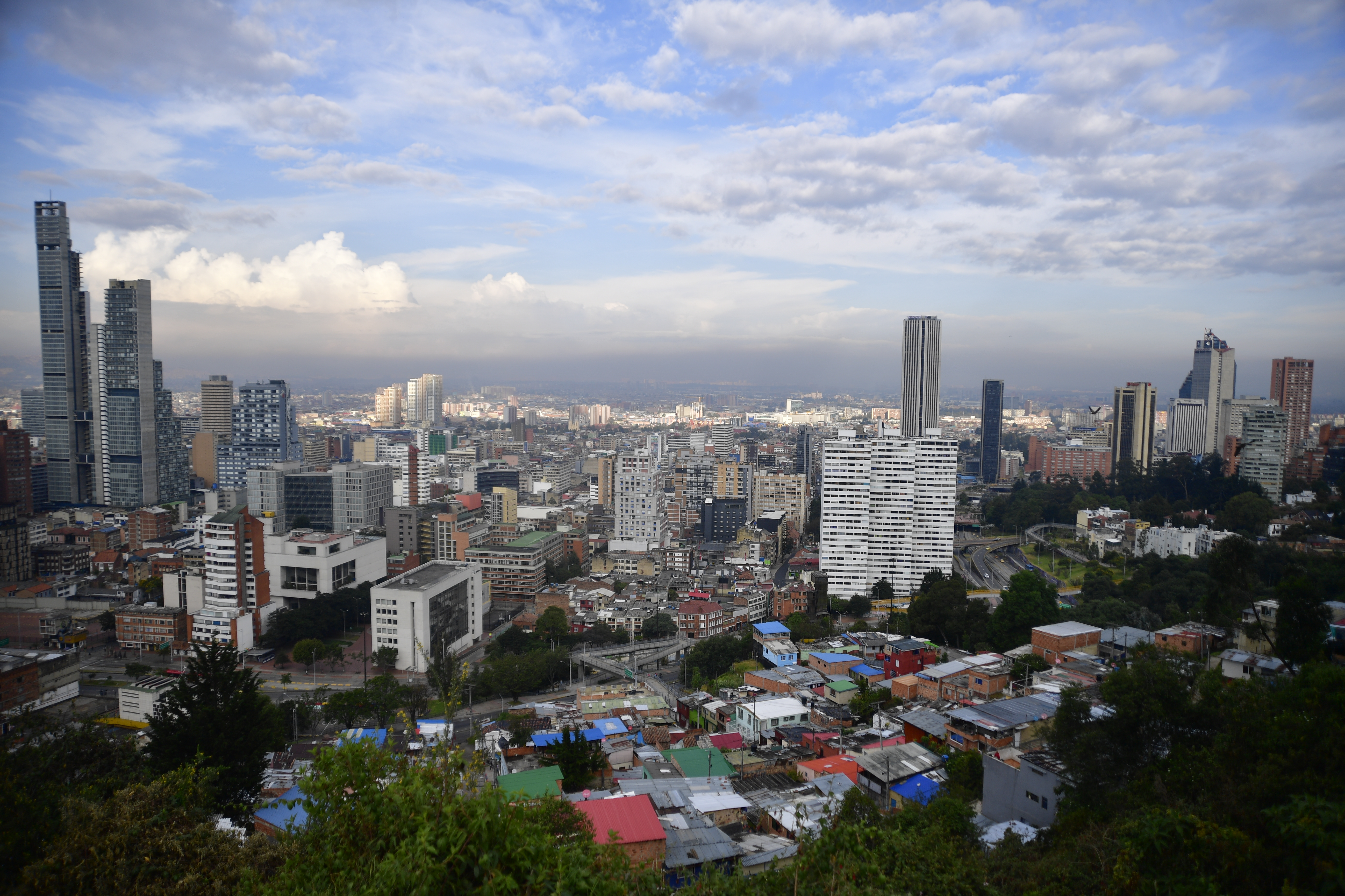 Bogotá Cómo Vamos: menos pobreza, pero rajados en seguridad, movilidad y ambiente