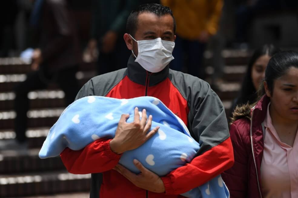 «Jóvenes, no son invencibles frente al coronavirus»: Director de la OMS