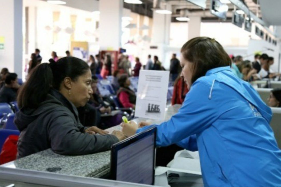 Padres de familia bogotanos podrán solicitar certificados escolares en línea