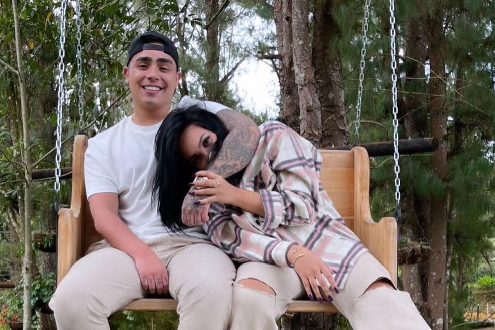 VIDEO: Andrea Valdiri y Felipe Saruma tendrían todo listo para su supuesta boda