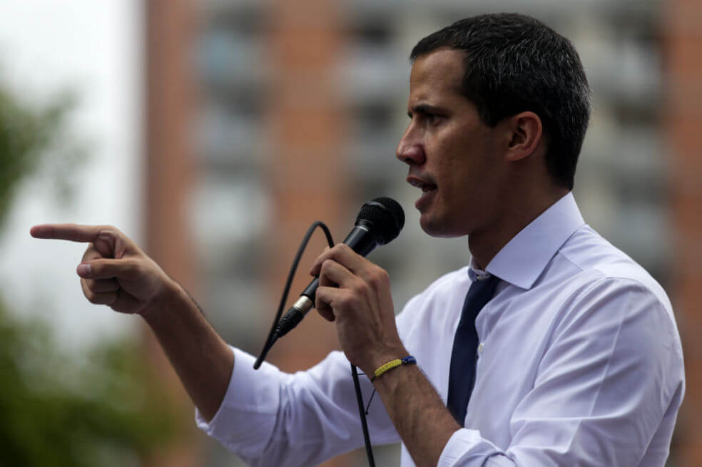 El líder opositor venezolano, Juan Guaidó, insistió en que las conversaciones buscan allanar el camino para "el cese de la usurpación" de Maduro y un gobierno de transición que convoque "elecciones libres y con observación internacional". / AFP
