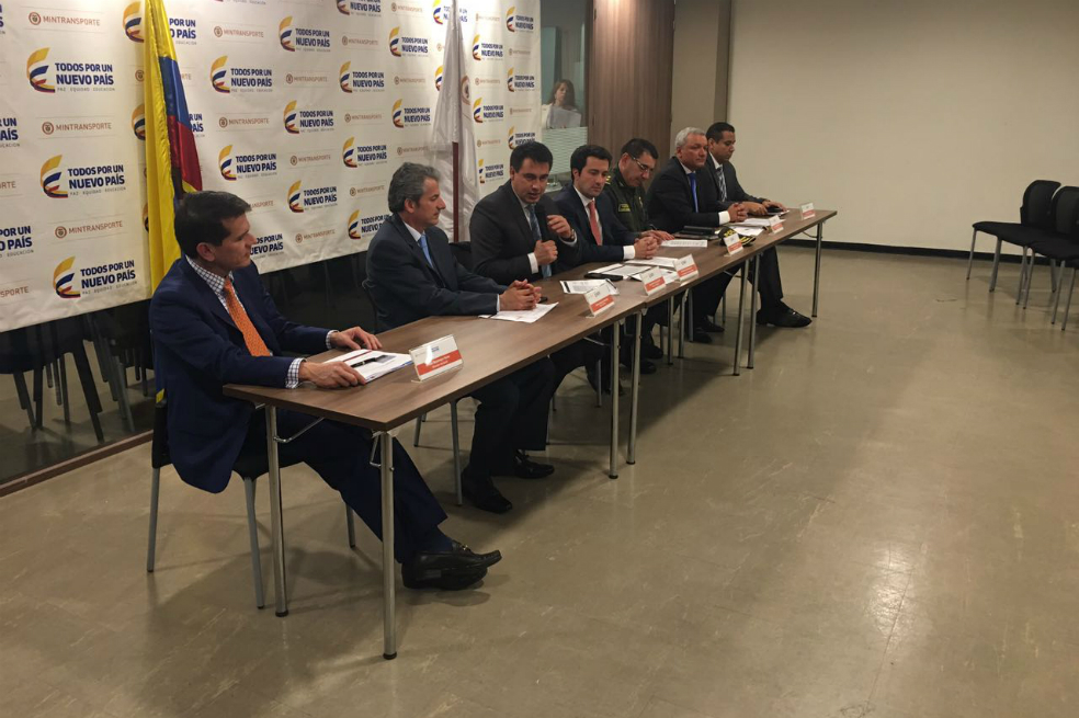 El sector transporte está preparado para la temporada de lluvias: Gobierno