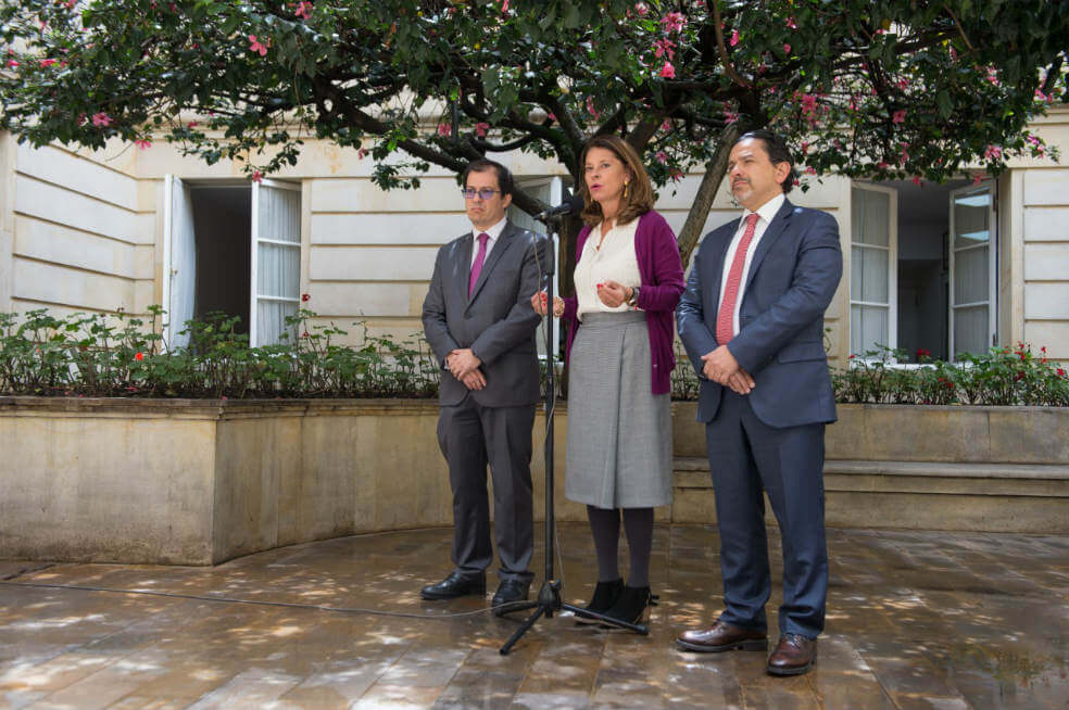 Gobierno no ha considerado el escenario de una constituyente: Marta Lucía Ramírez