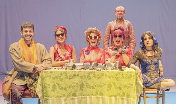 El zumbido del teatro: la violencia, los oídos y la banda del Petra