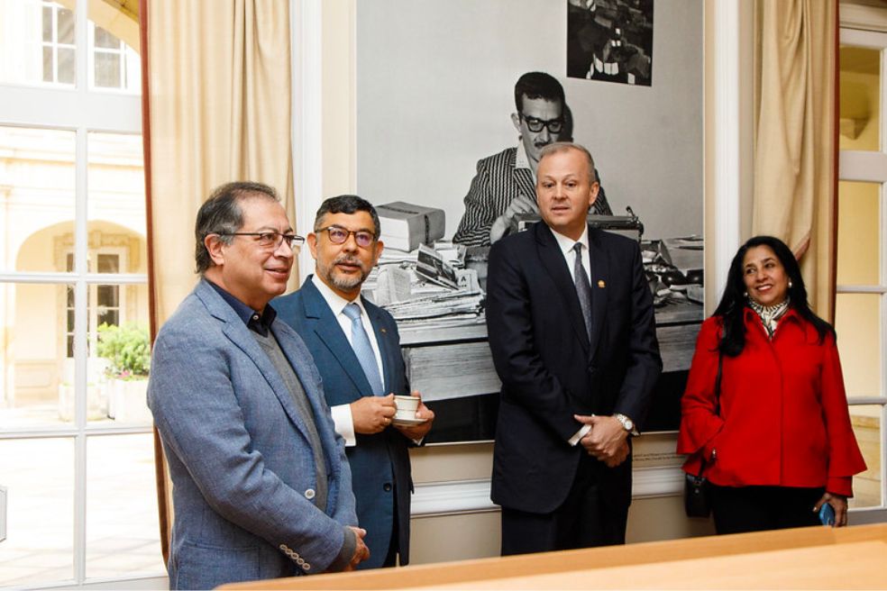 Petro se reunió con la cúpula del poder judicial para buscar acercamientos