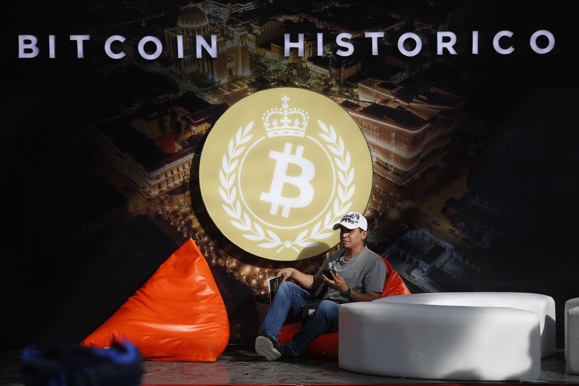 Pensadores globales 2026: ¿Las criptomonedas son una oportunidad o una amenaza? 