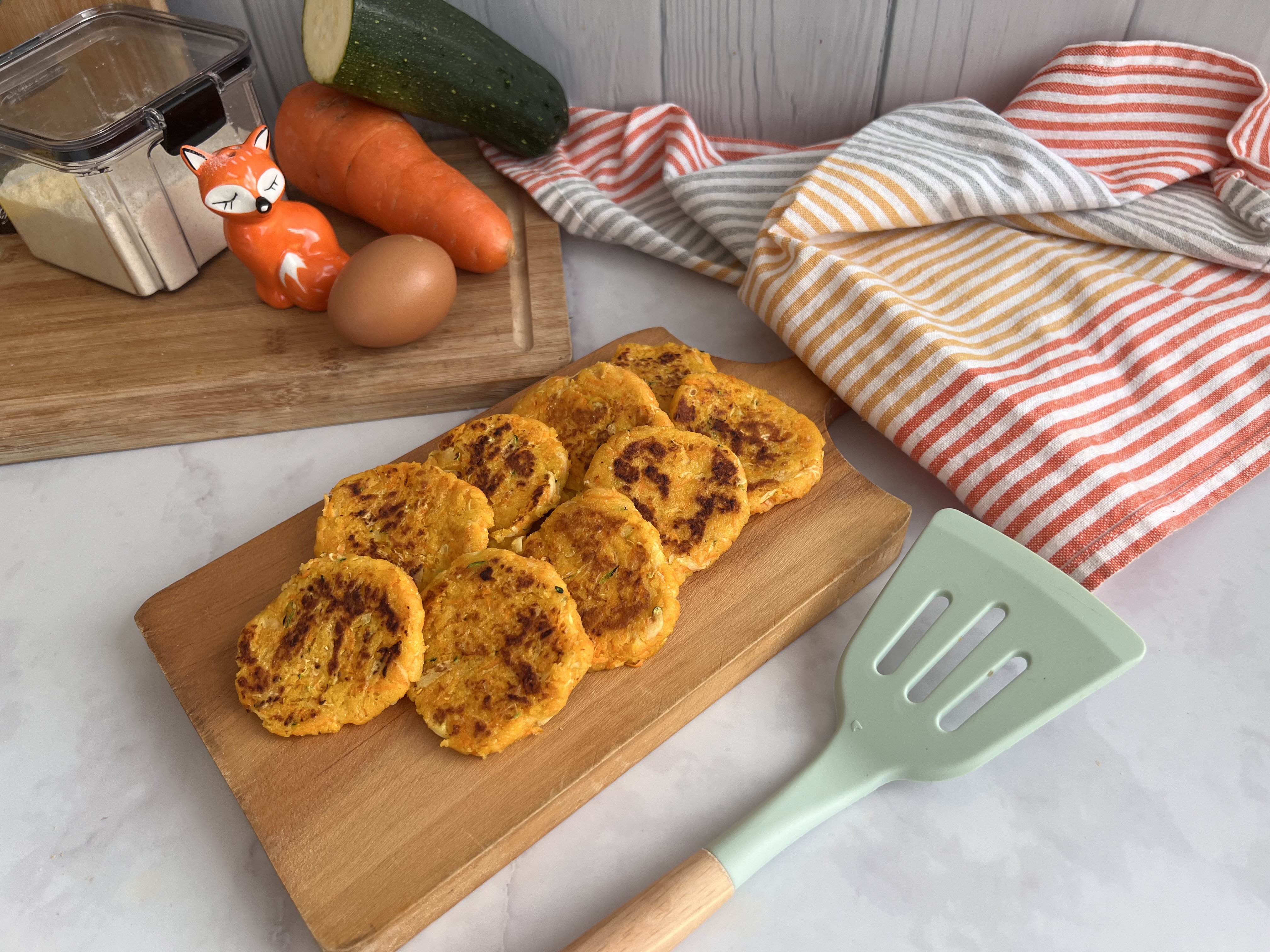 En sartén o “air fryer”: croquetas de verduras y harina de maíz