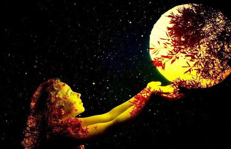 La Luna de Fresa está impregnada de un halo de buena suerte y prosperidad. Se dice que durante esta noche mágica, los deseos tienen mayor poder de materializarse.