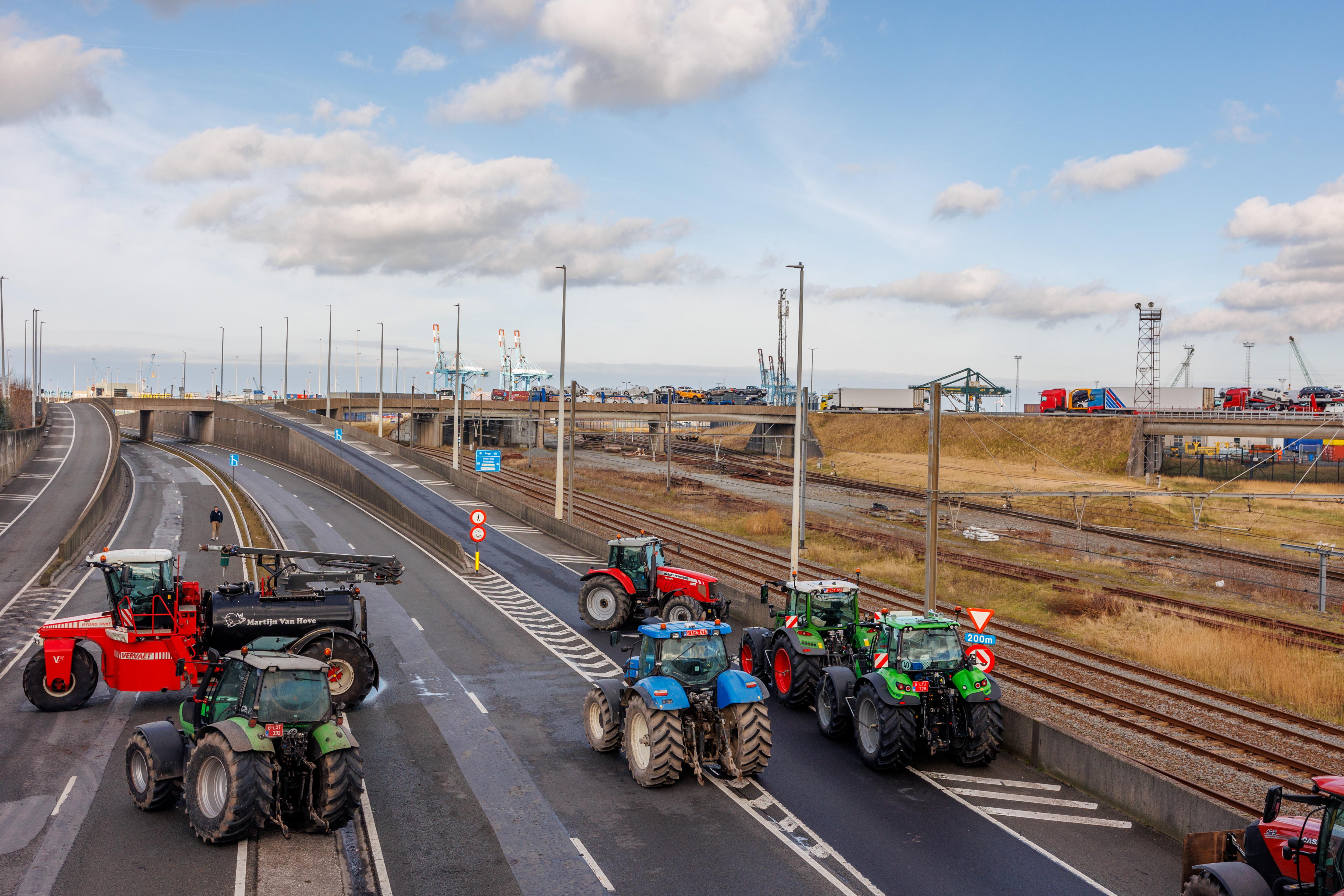 No solo Francia, los agricultores están protestando en más de ocho países de Europa