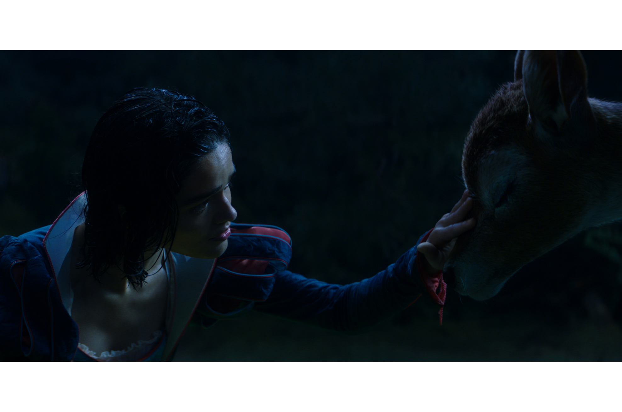 Rachel Zegler es Blanca Nieves.