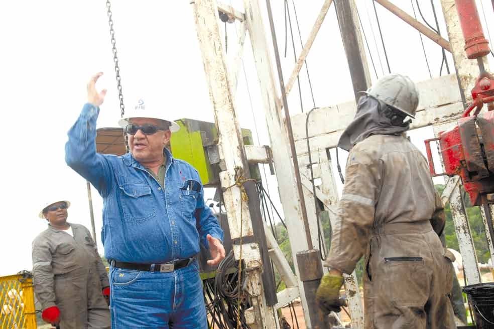 Revolcón petrolero