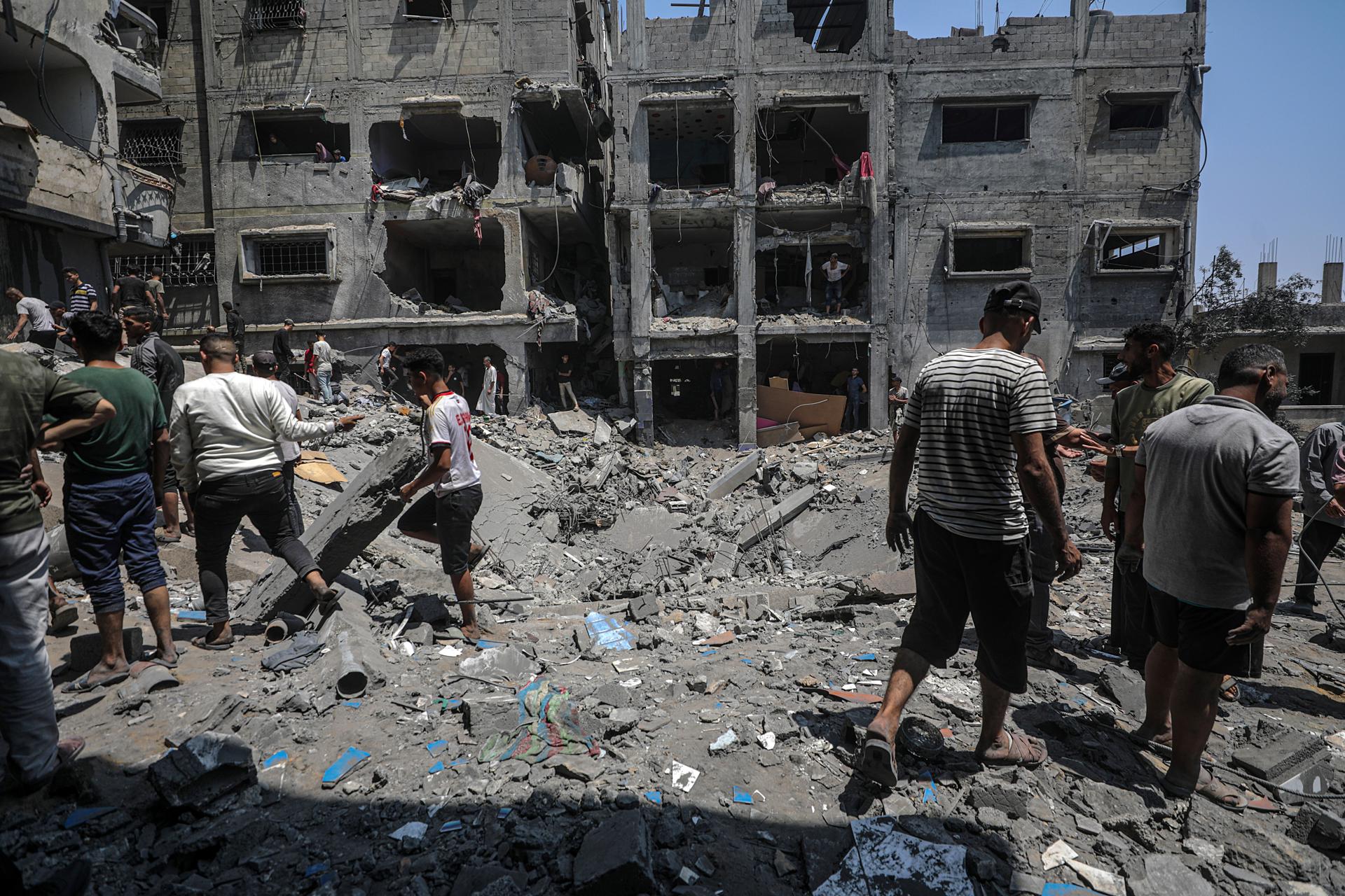 Gaza incomunicada: Israel bombardea el último cable principal de fibra óptica