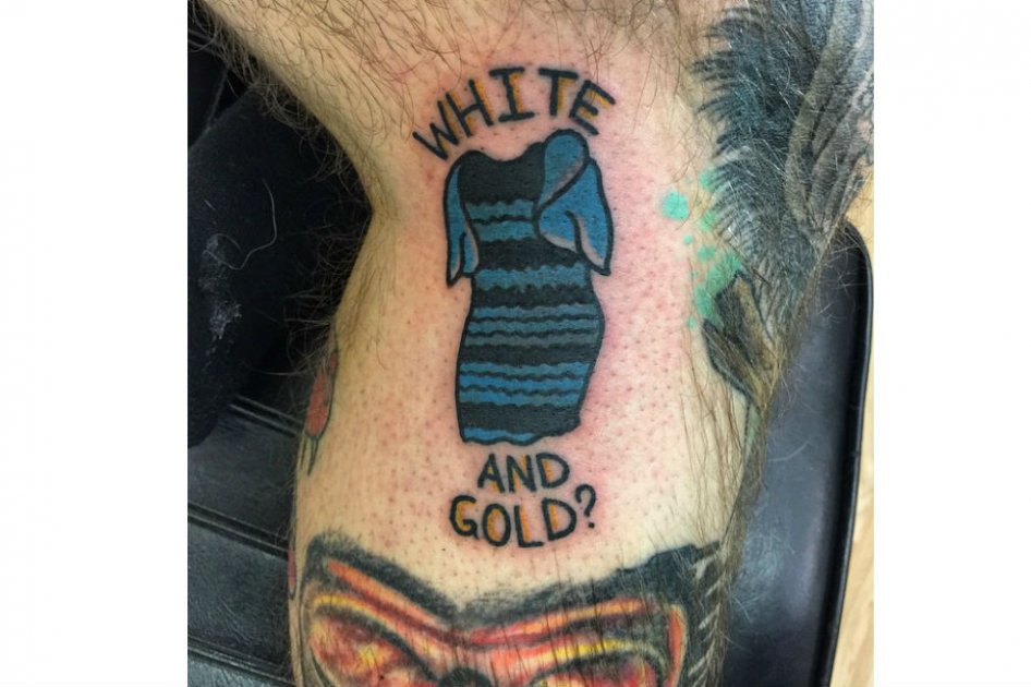 Joven se tatuó el enigmático vestido que revolucionó las redes