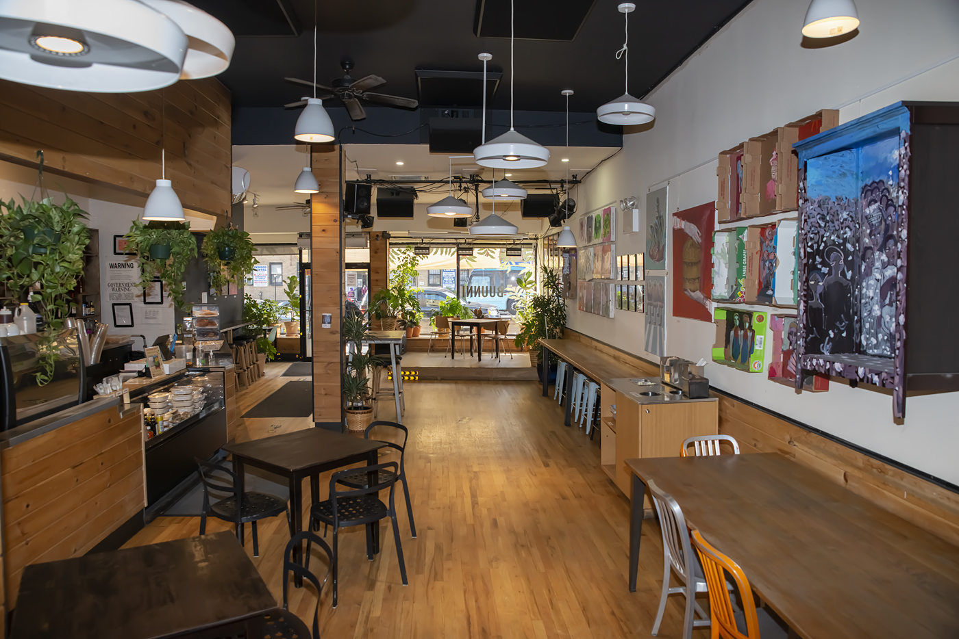 La cafetería Buunni Inwood ofrece una gran selección de café etíope traído por sus dueños, los esposos Elias Gurmu y Sarina Prabasi