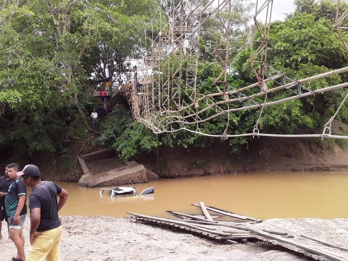 Desplome de puente colgante dejó cinco muertos en Necoclí, Antioquia