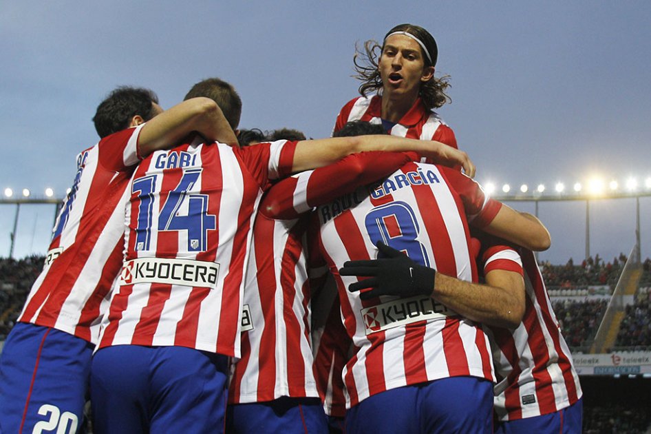 Atlético de Madrid gana y le pone presión al Barcelona