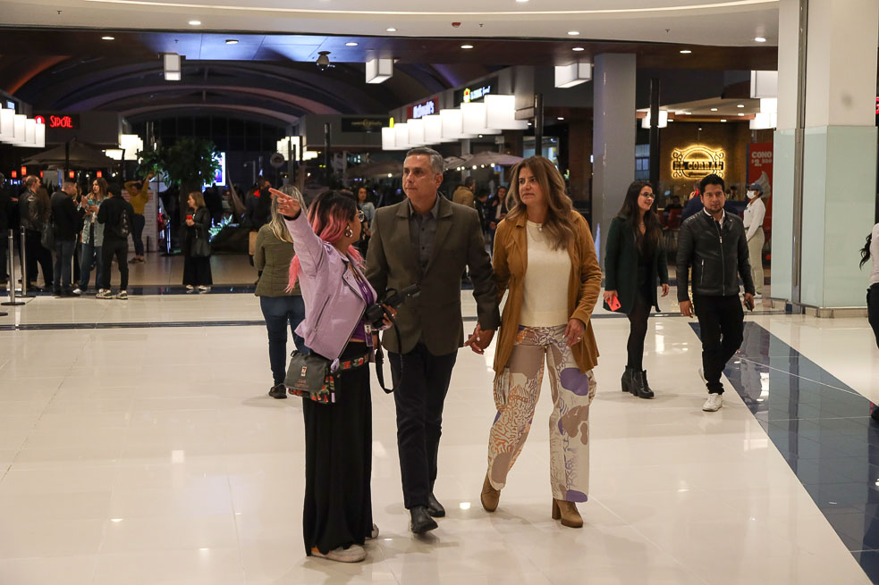 Paparazi Marlon Moreno y Fabiana Botero
