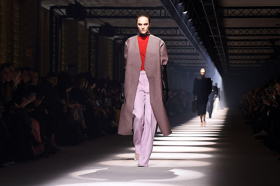 La «belleza imperfecta» de Givenchy en París