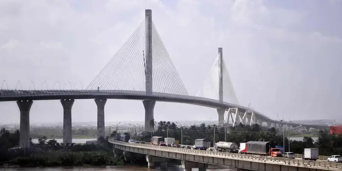 Ordenan cerrar el antiguo puente Pumarejo, en Barranquilla, por riesgo estructural