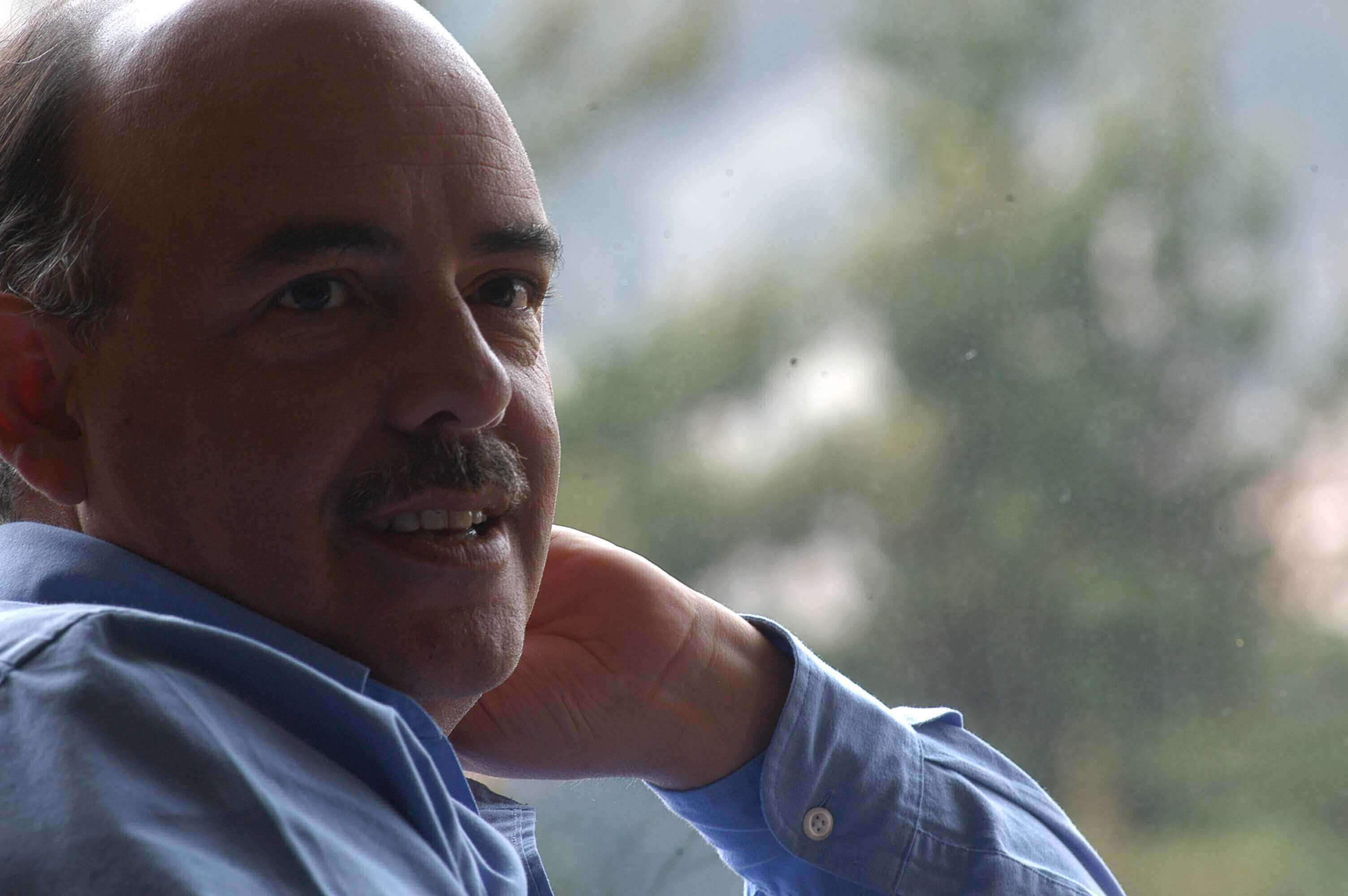 “Si fuera presidente, lo primero que haría sería botarme por una ventana”: Fernando Gaitán