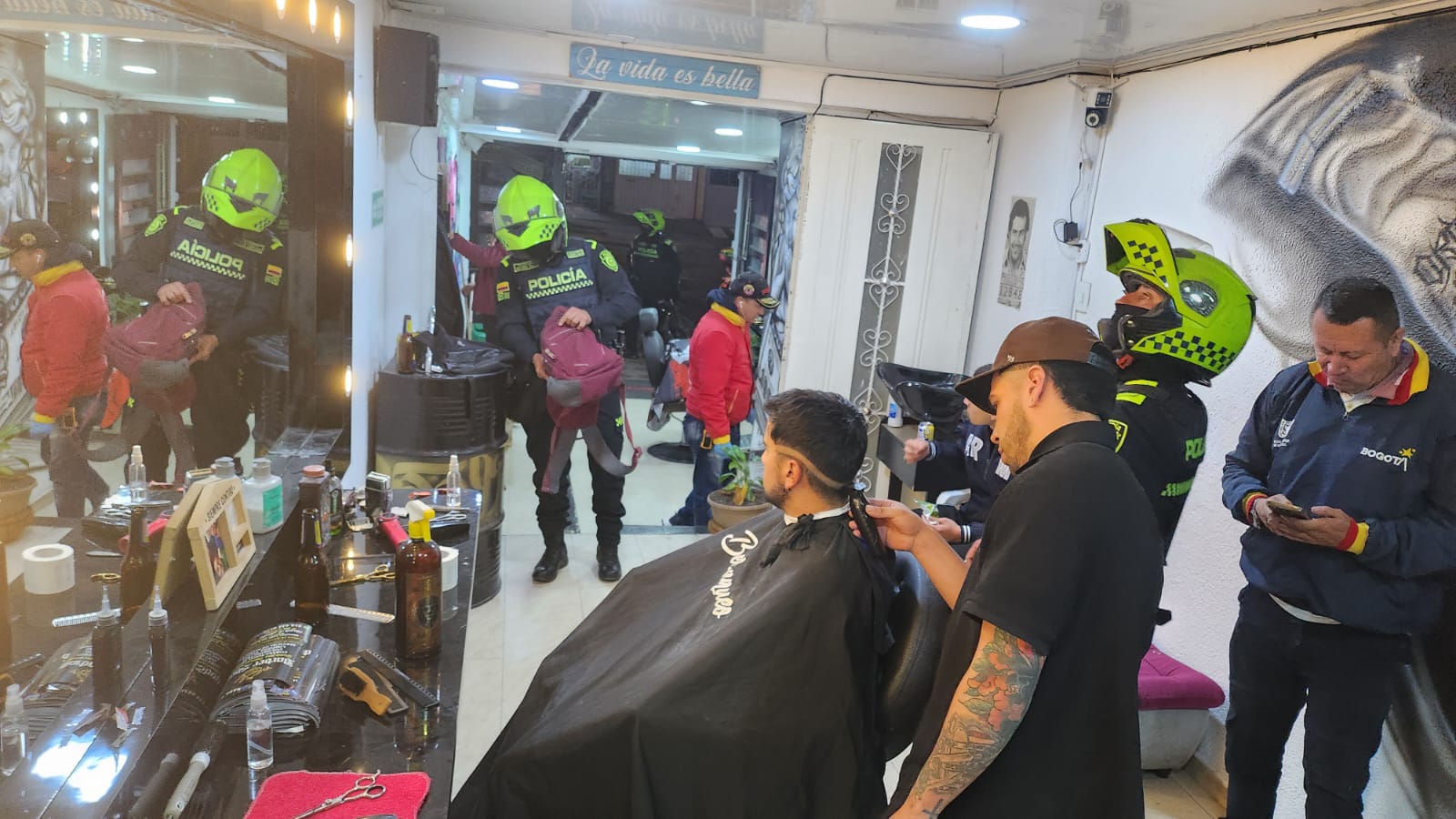 Barbería en Ciudad Bolívar funcionaba como punto de venta de Tusi y marihuana