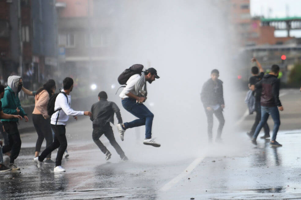 Protestas de estudiantes de la Universidad Distrital afectan la movilidad en la Circunvalar