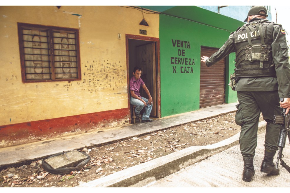 La guerra reciclada del Bajo Cauca